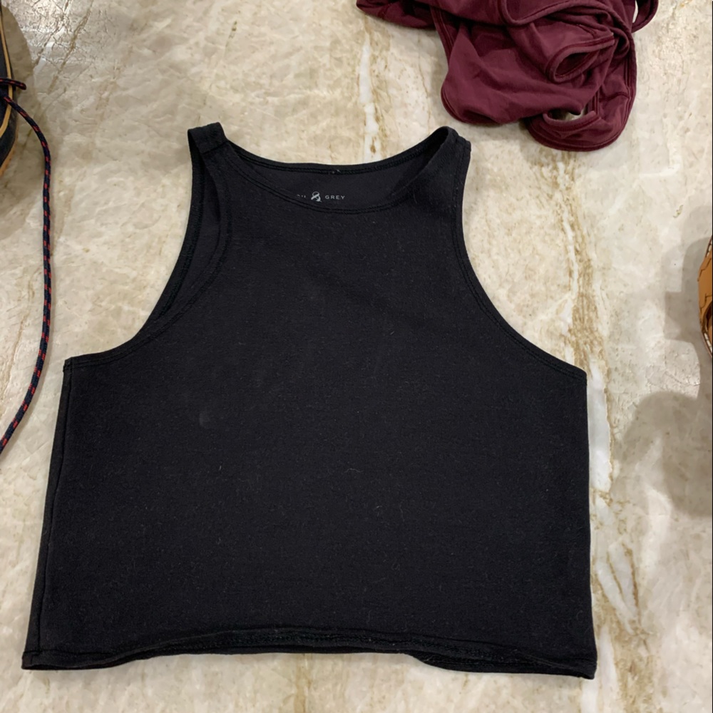 Black athletic tank